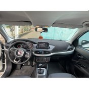 Resim Fiat Egea Kırmızı Şeritli 2015-2020 Modelleri Uygun Ekranlı Torpido Halısı 