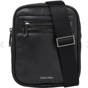 Resim Calvin Klein Logolu Ayarlanabilir Askılı Çanta K50K51085301I 