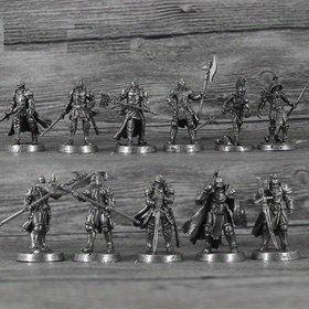 Resim 1 Adet Minyatür Beyaz Bakır Şövalye Asker Figürü - Masa & Yatak Odası İçin Karmaşık Metal Savaşçı Dekoru, İdeal Doğum Günü Hediyesi, Güç Gerektirmez, Ordu Dekoru 