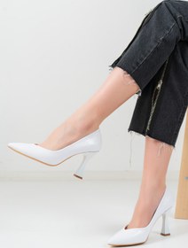 Resim MASSOLE Stiletto V Model Beyaz Rugan Gelinlik Yeni Sezon Günlük Şık El Yapımı Yerli Üretim 