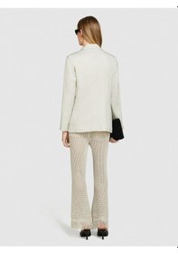 Resim Sisley %100 Viskoz Cebi Biyeli Tek Düğmeli Saten Blazer Ceket Kadın Gri Ceket - 324p29nmlw023 Bej 