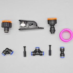 Resim Otomatik sulama aksesuarları, 8mm hızlı bağlantı seti, bant tıkaçlar, hortum kelepçeleri, boru makası, üçlü bağlantılı, düz geçişli, dik açılı %90 çift hızlı bağlantılar 