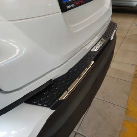 Resim Toyota chr arka tampon üst kaplama koruma plastiği 
