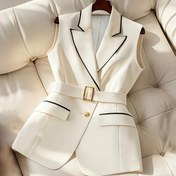 Resim Kadınlar İçin Kolsuz Metalik Düğmeli ve Kemeri Detaylı Blazer Yelek - Düz Renk, Makinede Yıkanabilir Ofis'ten Günlük Kullanıma Uygun Ceket, Modern İş Giyimi, Lüks Düğme Ayrıntılı 