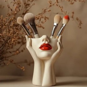 Resim 1 adet Şık Makyaj Fırça Düzenleyici Kırmızı Dudak Tasarımı ile - Hafif Sentetik Reçine Kozmetik Depolama Tutucu, Banyo veya Makyaj Masası için Serbest Duran Masaüstü Düzenleyici, Makyaj Masası 