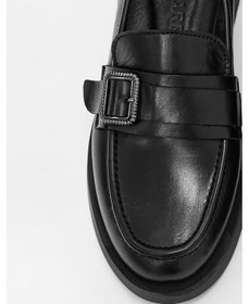 Resim Neva Siyah Hakiki Deri Gümüş Tokalı Kadın Loafer Siyah 