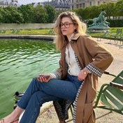 Resim Kadınların şık uzun kollu düğmeli ceketi - Çiçek desenli, çift göğüslü, yaka yaka, düzenli kesim H-silueti ile rahat ve resmi etkinlikler için uygun dış giyim, klasik moda, esnek olmayan malzeme 