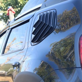 Resim Dacia Duster Arka Cam Kelebek - Vent (2 Parça) | 2010-2018 Arası 