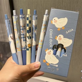 Resim 6 Adet Sevimli Ördek İllüstrasyonu İçeren Bir Kutu - Siyah, 0.5Mm İnce Uç, Hızlı Kuruyan Plastik Gövde, Renkli Ördek Tasarımları ile | Eğlenceli Tasarım Jel Kalemleri. 