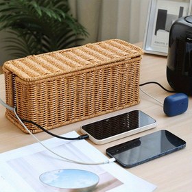 Resim El Örgüsü Rattan Kablo Düzenleyici Kutu - Dayanıklı PE Malzeme, Kapaklı Pastoral Ulusal Rüzgar Tasarımı, Güç Kabloları, Veri Kabloları ve Şarj Cihazları için Çok Bölümlü Depolama, Ofis Malzemeleri Depolama|Rattan Örgülü Desen|PE İnşaat, Kablo Depolama Sepeti 