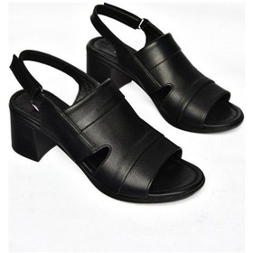Resim Fox Shoes P555452303 Siyah Hakiki Deri Kalın Topuklu Kadın Sandalet Siyah 