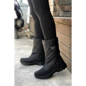 Resim Scooter Siyah Kadın Kar Botu Z5547TS Su Geçirmez Dış Materyal ile Şık Görünüm Sunar 