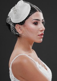 Resim Vintage Fransız Stil Nikah Şapkası – Fileli ve İnci Detaylı Bridal Fascinator 