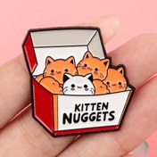 Resim 1 adet Kitten Nuggets Sevimli Kedi Enamel Pin - Çinko Alaşımlı, Canlı Turuncu ve Beyaz Kitten Tasarımı ile, Sırt Çantaları, Kravatlar, Giysiler, Arkadaşlar için Mükemmel Hediyeler, Takı Aksesuarları | Dayanıklı Çinko Alaşımlı 