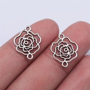 Resim 20 adet Alaşım Çiçek Kolye Hollow Çiçek Şanslı Bağlantı Elemanları DIY Takı Yapımı Aksesuarları Charm Takı El Sanatları 17x14mm 
