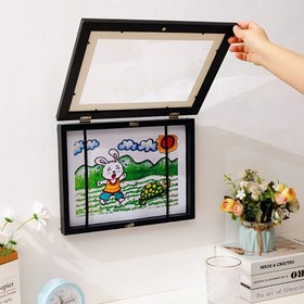 Resim Çocukların Sanatları için Hafif, Boyalı Ahşap Resim Tutucu ile Kolay Montaj için Manyetik Kapatma Özellikli Vintage Karikatür Temalı Manyetik DIY Duvar Gösterim Çerçevesi 