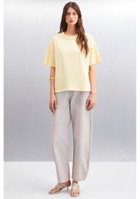 Resim Grimelange Jemmy Kadın %100 Organik Pamuk Relaxed Fit Yırtmaçlı Yuvarlak Yakalı Sarı T-shirt 