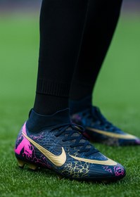 Resim LALİGA LA LİGA BÜYÜK NUMARA BİLEKLİ KRAMPON 