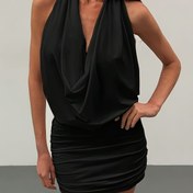 Resim Şık Beyaz Vücut Sıkı Giyim, Halter Boyun ve Sırtı Açık Tasarım - Esnek Polyester, Kolsuz Ruched Mini Giyim Kadınlar İçin, Bahar, Yaz ve Sonbahar İçin Mükemmel 