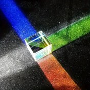 Resim RGB Işık Bölme Optik Cam Prizma Küpü - 14 Yaş ve Üzeri için Eğitici STEM Oyuncak, Fiber Cam Malzeme, Karanlık Yüzeylerde Gökkuşağı Efekti 