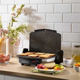 Resim Woodhub Krem Renkli Tost Makinesi, Pratik ve Şık Tasarım 