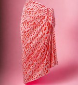 Resim pistore Pembe Kırmızı Geometrik Desenli Uzun Pareo Saten Iç Göstermez Kadın Plaj Elbisesi Yeni Sezon 