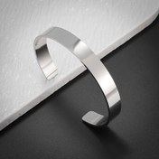 Resim Erkekler & Kadınlar için 1 Adet Paslanmaz Çelik Bilezik - Minimalist Parlak Bitiş, Günlük ve Resmi Kıyafetler İçin Cilalı Unisex Takı, Dayanıklı Şık Tasarım, Modern Aksesuar, Zarif İşçilik, Moda Severler İçin Şık Aksesuar 