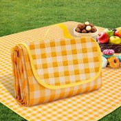 Resim Büyük Sarı ve Beyaz Kontrollü Piknik Battaniyesi - Hafif, Taşınabilir, Makine Yapılmış Polyester Açık ve Kapalı Aile Toplanma Matı, Plaj, Park ve Barbekü için, Çoklu Boyutlar Mevcut, Piknik Temelleri | Kontrollü Desen | Dayanıklı Piknik Battaniyesi, Piknik Battaniyesi 