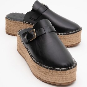 Resim Luvishoes Novas Siyah Cilt Hakiki Deri Burnu Kapalı Hasır Dolgu Taban Terlik Siyah 