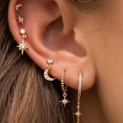 Resim Kadınlar için 6'lı şık küpe seti, ay, yıldız ve şimşek figürlü narin ve küçük sentetik zirkon taşlarla süslenmiş, çoklu piercing ve üst üste takma için uygundur, partiler, müzik festivalleri ve günlük takı aksesuarları için mükemmeldir. 