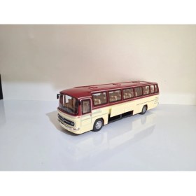 Resim Aksoy Toys 1:24 Ölçek Mercedes-Benz Travego Oyuncak Otobüs Işıklı ve Sesli 25 cm Metal Otobüs Kırmızı 