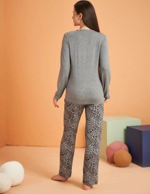 Resim Pjs Kadın Likralı Viskon 4 Mevsim Kumaş Leoparlı Uzun Kollu Pijama Takım gri 