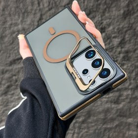 Resim Yüksek Kaliteli Moda İki Renkli Manyetik S25 Ultra Metal Manyetik Şeffaf Braket Cep Telefonu Kılıfı S25 S24 S23 S22 Ultra Plus S24FE için Uygun, Lens Çerçevesi Stand olarak Açılabilir, Kablosuz Şarjı Destekler, Mobil Telefonunuzu Koruyan İkili Renkli Koruyucu Kapak 