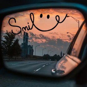 Resim İlham Veren Gülümseme Dekor Stickerları, Kendinden Yapışkanlı Ayna Sanatı, Çıkarılabilir Su Geçirmez Plastik Dekor, Yatak Odası, Oturma Odası, Çocuk Odası, Ev Girişi, Araba, Motosiklet, Yarış, Laptop için Uygun, Ayna Dekorasyonu,İlham Veren Duvar Sanatı,Kendinden Yapışkanlı Dekor,Çıkarılabilir Ayna 