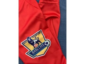 Resim 2008 Sezonu Cristiano Ronaldo Manchester United Uzun Kol Kırmızı Renk Nostalji Forma / Retro Ronaldo Forma 