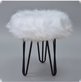 Resim Beyaz Peluş Puf Tabure, Siyah Renk Metal Ayaklı Yumuşak Oturma Pufu 38x37 Cm - Yatak Odası, Salon Pufu Beyaz 