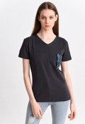 Resim Cotton Mood 9282830 Süprem Göğsü Tül Payet Cepli Kısa Kol V Yaka Bluz Sıyah 
