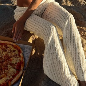 Resim Kadın Beyaz Kesikli Geniş Bacaklı Pantolon - Rahat Plaj Tatili Pantolonu, Bahar/Yaz İçin Mükemmel, Rahat Plaj Giyimi|Dantel Detaylı Pantolonlar|Dokulu 