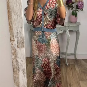 Resim Kadınların Şık Tropikal Baskılı Maxi Elbisesi - V-Yaka, Kısa Kollu, Polyester, Bahar/Yaz Tatili İçin Mükemmel, Rahat ve Resmi Kıyafetler, Rahat Kıyafetler|Tropikal Baskılı Elbise|Polyester Kumaş 