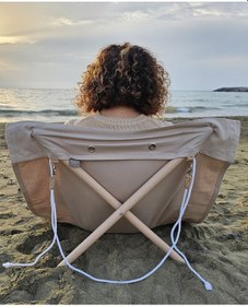 Resim Askılı Katlanabilir Portatif Şezlong Bej Rengi Sırt Dayanaklı Katlanabilir Plaj Ve Piknik Örtüsü 