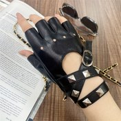 Resim Kadınlar için Cyberpunk Gotik Yarık Parmak Eldivenler - Spike Manşetli, PU Deri Elastik Bandaj Tasarımı - Konserler, Cosplay ve Günlük Kullanım İçin Şık Aksesuar 