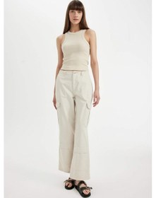 Resim DeFacto Gabardin Pantolon Wide Leg Geniş Bol Paça Kargo Cepli Normal Bel Basic Düz Standart Boy C5974AX24SPBG802 