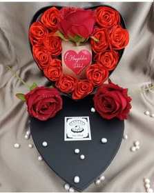 Resim İnci Mode Hoşgeldin Bebek 12+1 Çiçekli Kalpli Kutu Hediyelik Çiçek Kutusu Siyah 
