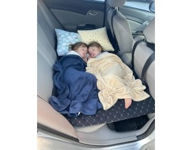 Resim Talazan Oto Arka Koltuk Yatak Çocuk Seyehat Yatağı 70*130 cm - Siyah Tay Tüyü Kumaş 