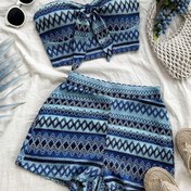 Resim Kadınlar için 2 parçalı tatil seti - Yüksek Bel Dokulu Şort ve Elegan Bustier Üst, Kırmızı ve Beyaz Geometrik Desen, Polyester, Twist Detay, Rahat veya Sıkı Kıyafetler için Mükemmel, Rahat Kıyafetler|Elegan Bustier|Twist Detay 
