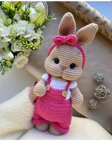Resim Amigurumi Tulumlu Tombik Tavşan 