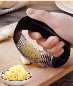 Resim Penguen Pratik Sarımsak Ezici Siyah Sap Png-1583 