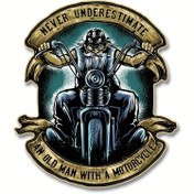 Resim Motosikletli Bir Yaşlıyı Her Zaman Düşünmezsin. Motosikletler, Arabalar, Kamyonlar, Bisikletler, Tekneler ve Dizüstü Bilgisayarlar İçin Uygun 6 İnç Etiket. 