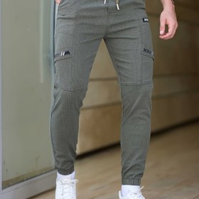 Resim Erkek Casual Jogger Pantolonu Plaid Desenli - Bol Kesim, Orta Uzunluk, Bağcıklı Bel, Yan Cebi, Siyah & Gri Checkered Tasarım, Sonbahar/Kış İçin Mükemmel, Jogging Pantolonu, Casual Kıyafet, Rahat Kesim, Fonksiyonel Cebi, Sokak Modası Stili, Kaliteli Dikiş, Şehir Stili 
