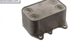 Resim Volkswagen Polo 2015 - 2020 Model Arası Yağ Soğutucusu Magneti Marelli Marka 04E117021C 